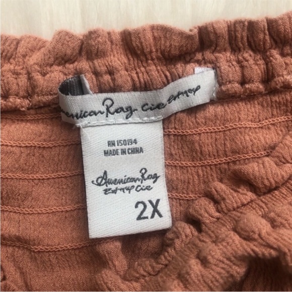 American Rag Off the Shoulder Blouse - Picture 4 of 5